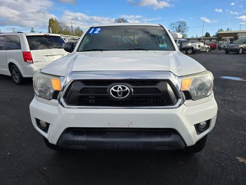 Used 2012 Toyota Tacoma PreRunner image 8