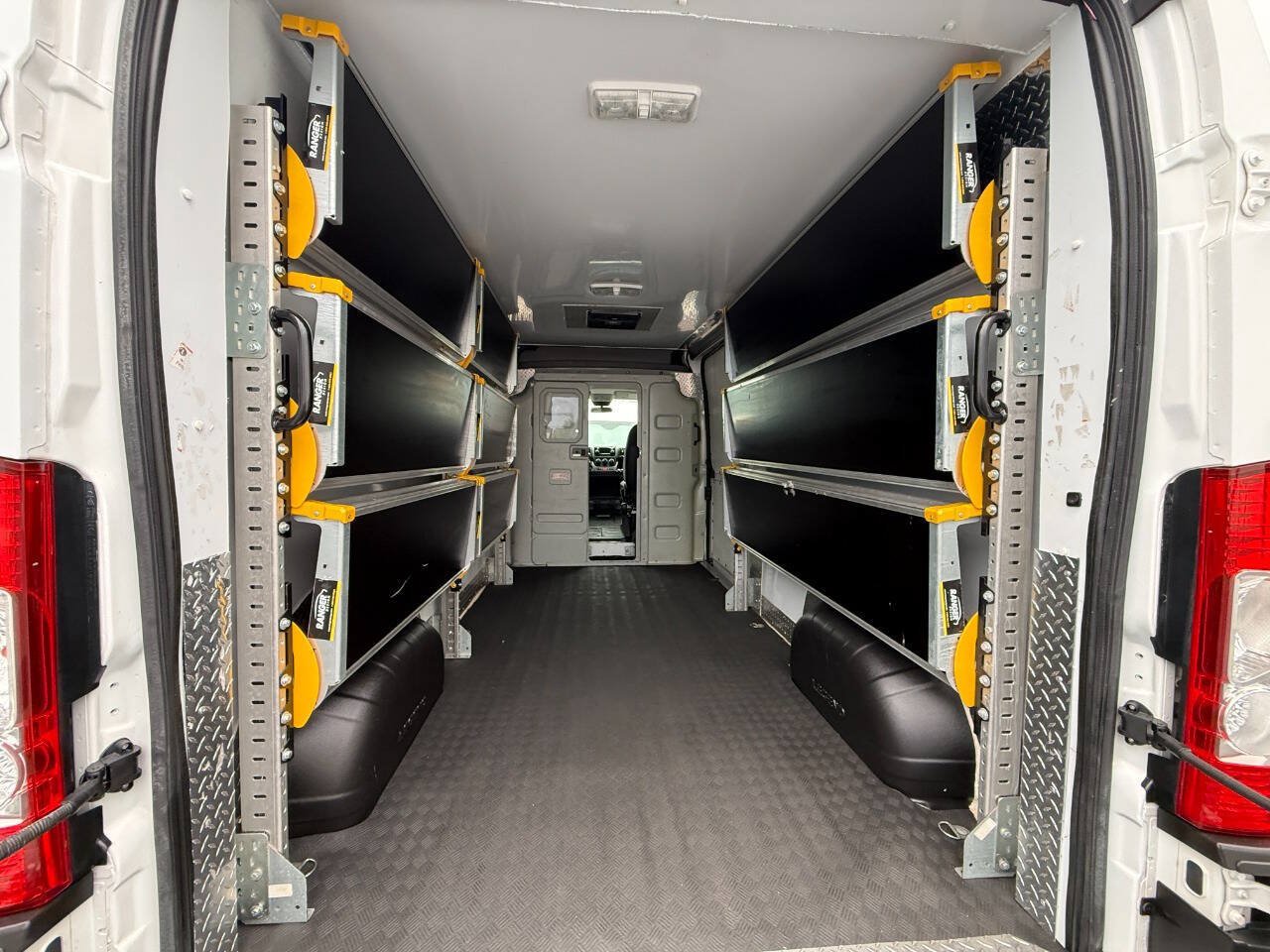 Used 2021 RAM ProMaster 2500 w/ Interior LED Lighting Group FWD image 8