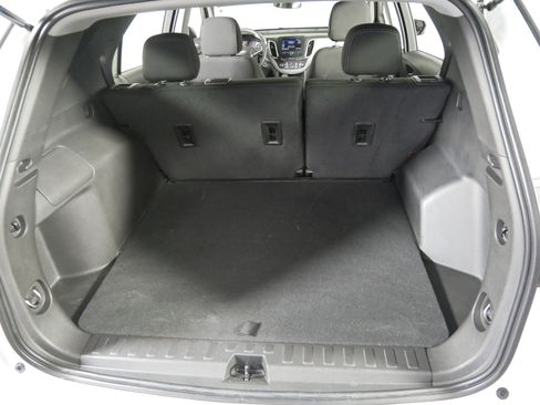 Used 2024 Chevrolet Equinox LS w/ LS Convenience Package FWD image 18