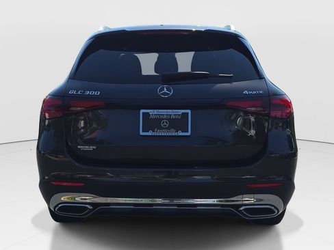 Used 2023 Mercedes-Benz GLC 300 4MATIC image 7