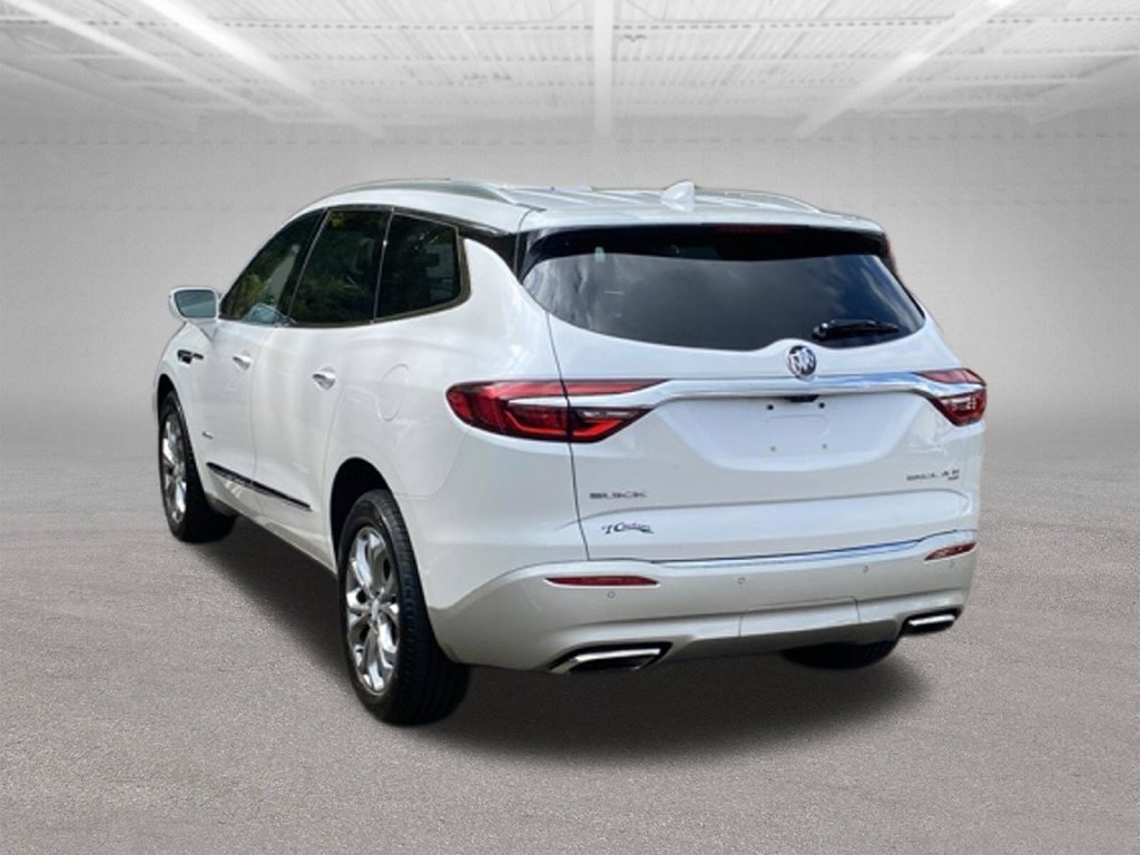 Used 2018 Buick Enclave Avenir w/ Avenir Technology Package AWD/4WD image 3