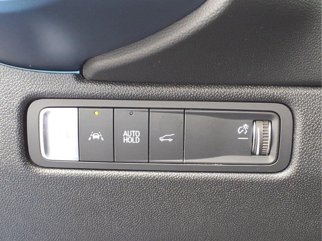 Certified 2024 Chevrolet Equinox EV LT FWD image 18