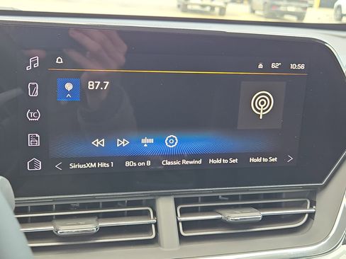 New 2026 Chevrolet Trax LT w/ LT Convenience Package image 30