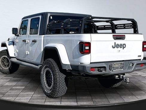 Certified 2020 Jeep Gladiator Overland AWD/4WD image 21