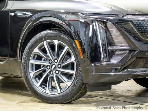 New 2025 Cadillac Lyriq Sport image 3