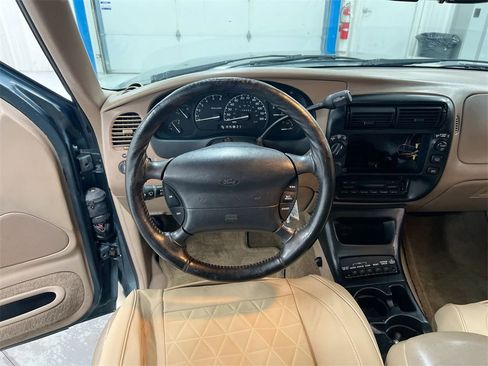 Used 1997 Ford Explorer XL image 11