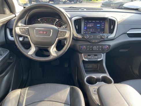 Used 2024 GMC Terrain SLT w/ LPO, Floor Liner Package FWD image 10
