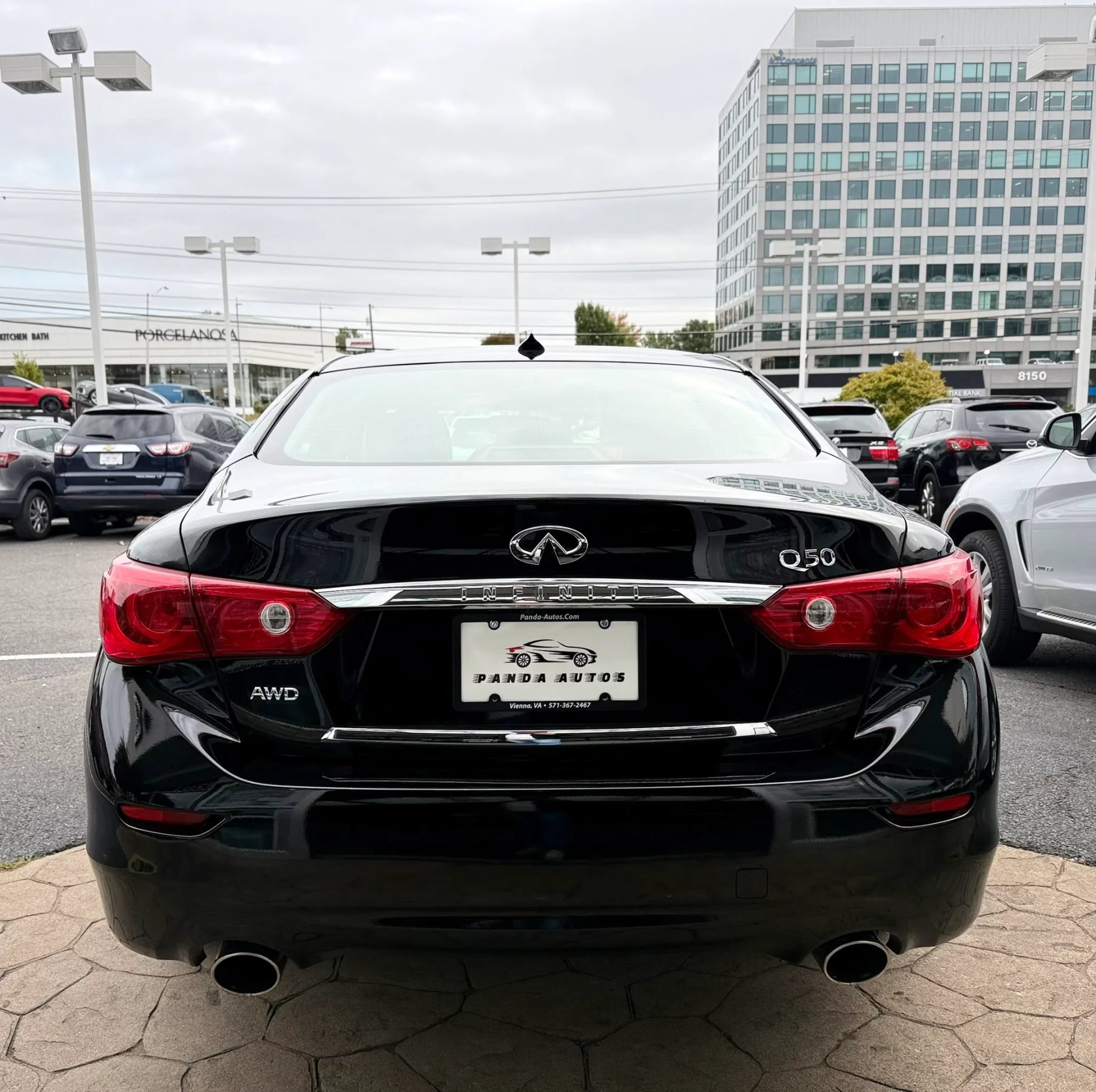 Used 2015 INFINITI Q50 Premium w/ Navigation Package AWD/4WD image 6