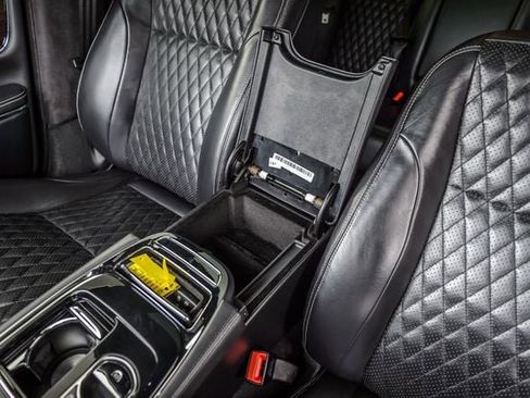 Used 2016 Jaguar XJ L Portfolio image 36