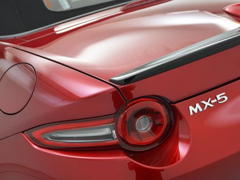New 2026 MAZDA MX-5 Miata Club RWD image 42
