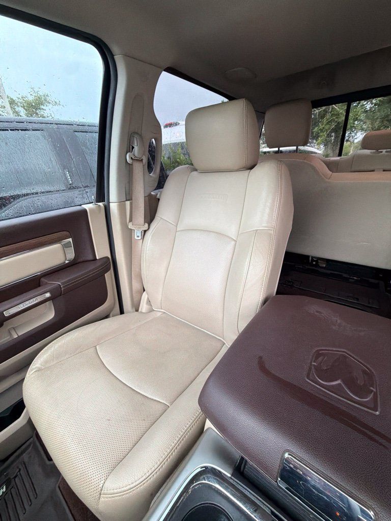 Used 2017 RAM 1500 Laramie AWD/4WD image 16