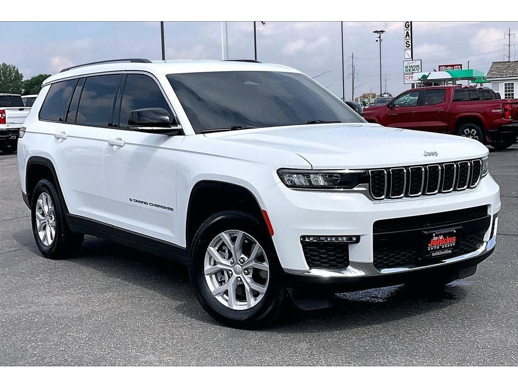 Used 2023 Jeep Grand Cherokee L Limited AWD/4WD image 2