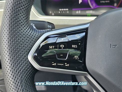 Used 2024 Volkswagen Tiguan SE R-Line image 22