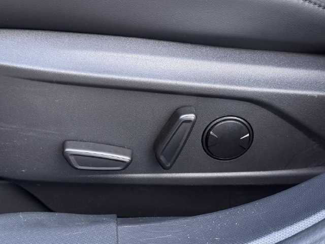 Used 2024 Ford Mustang Mach-E Select RWD image 26