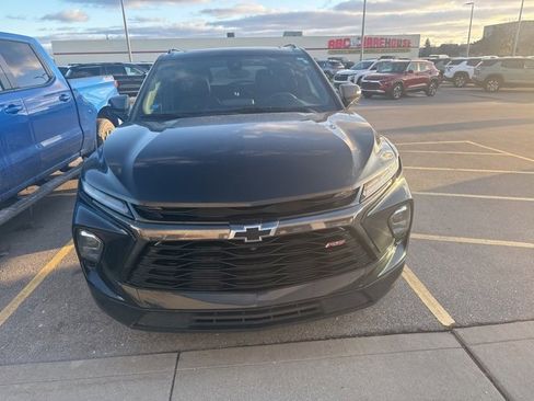 Used 2023 Chevrolet Blazer RS w/ Driver Confidence II Package image 2