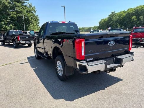 Used 2024 Ford F350 XLT w/ FX4 Off-Road Package AWD/4WD image 3