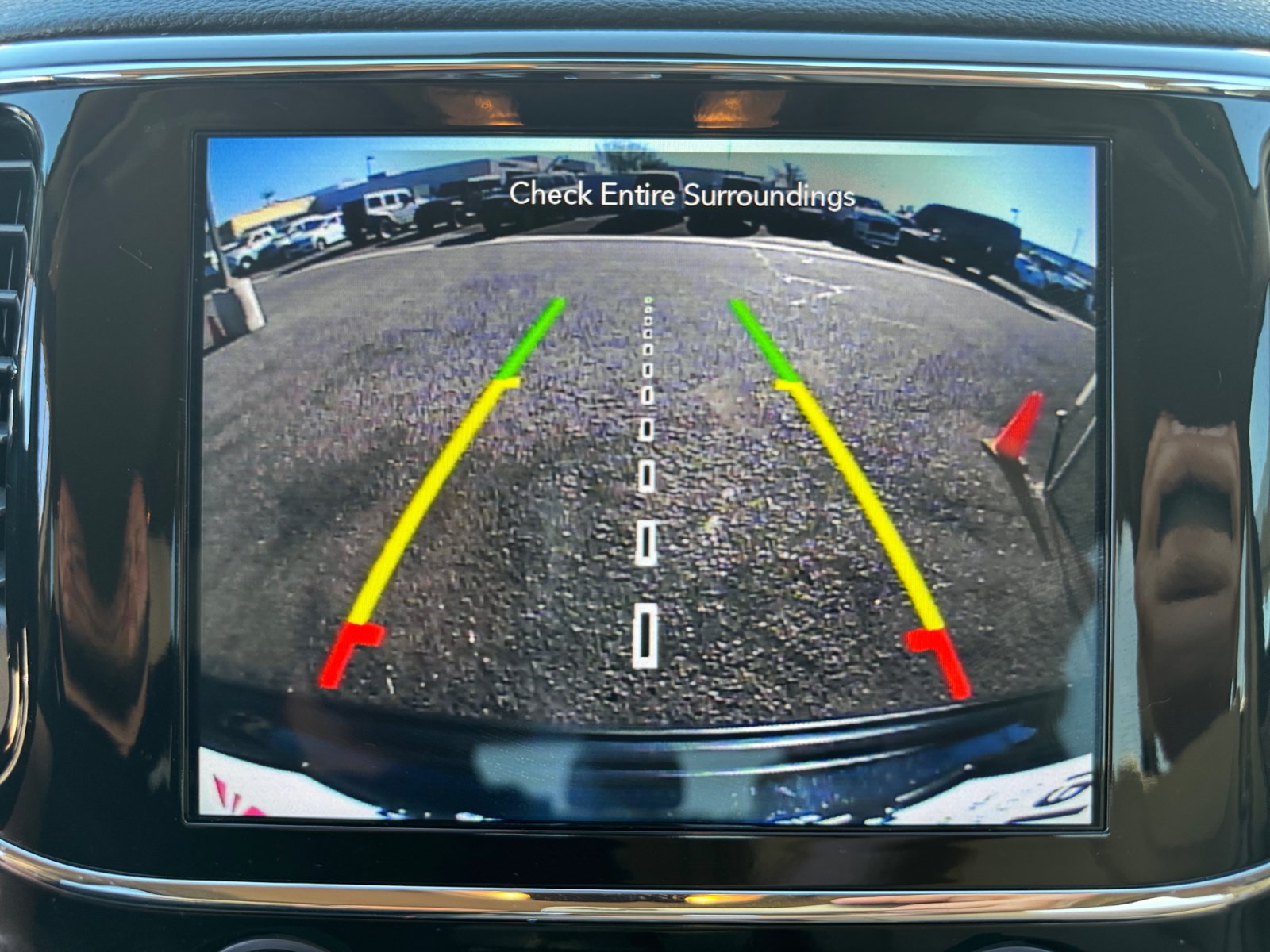Used 2022 Jeep Grand Cherokee Laredo E RWD image 22