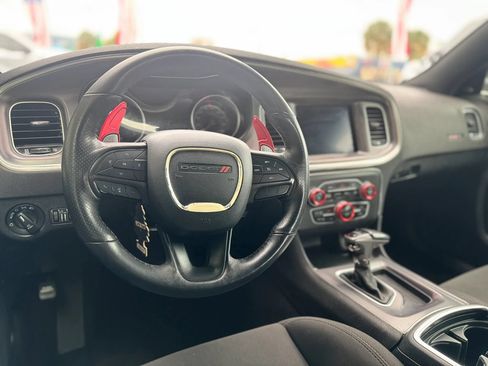 Used 2019 Dodge Charger Scat Pack RWD image 22