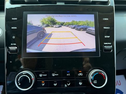 Used 2023 Hyundai Tucson SEL AWD/4WD image 18