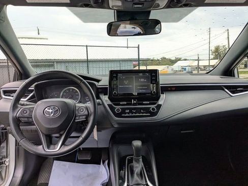 Used 2021 Toyota Corolla SE FWD image 14
