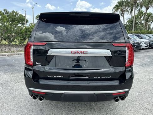 Used 2023 GMC Yukon Denali RWD image 6