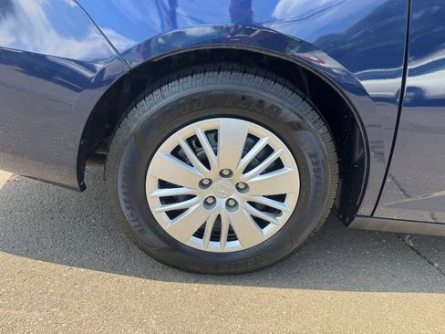 Used 2015 Honda Odyssey LX image 14