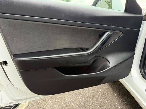 Used 2020 Tesla Model 3 Standard Range Plus RWD image 20
