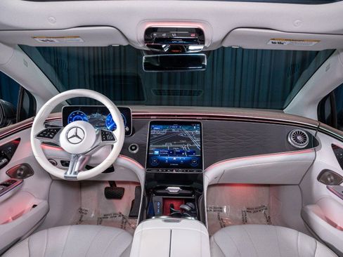 Certified 2023 Mercedes-Benz EQE 350+ Sedan image 27