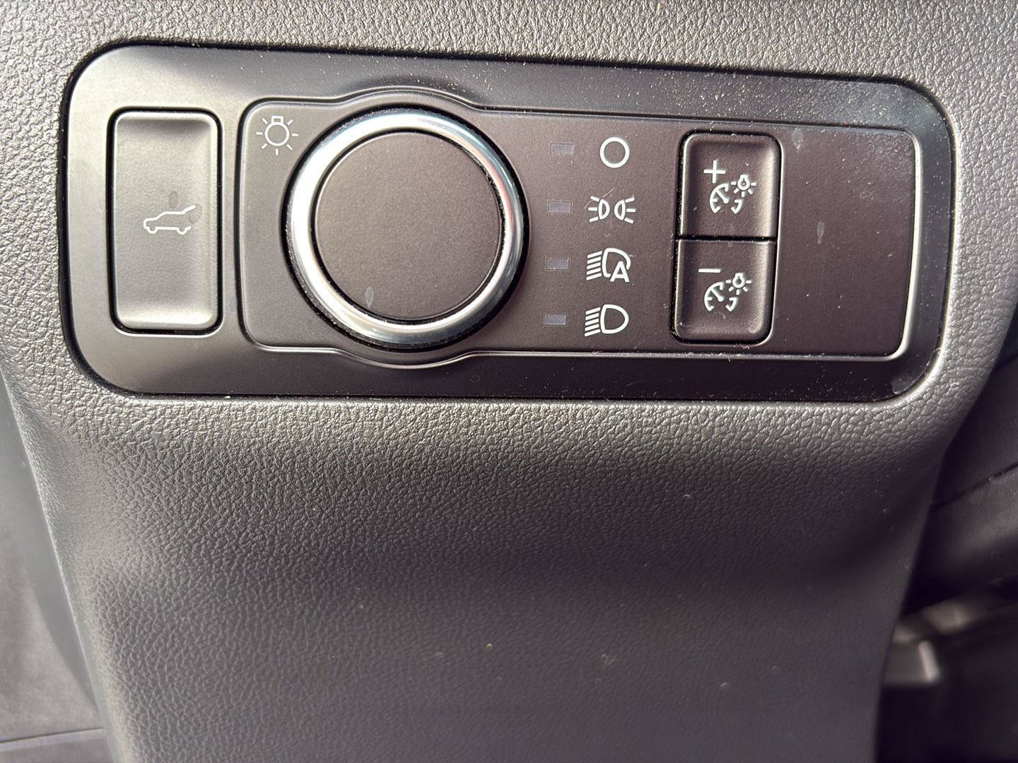 Used 2023 Ford Escape Active w/ Tech Pack #2 AWD/4WD image 15