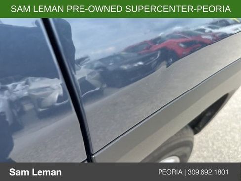 Used 2021 Jeep Renegade Latitude w/ Sun & Sound Group image 9