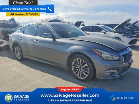 Used 2017 INFINITI Q70 3.7 image 5