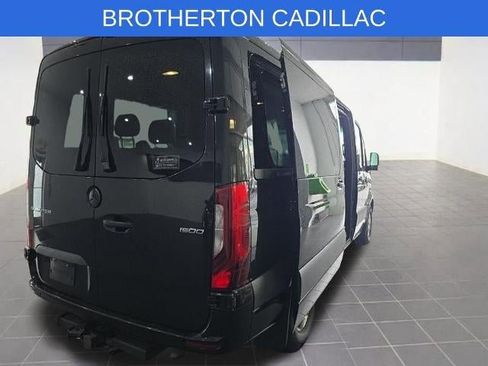 Used 2021 Mercedes-Benz Sprinter 1500 image 23