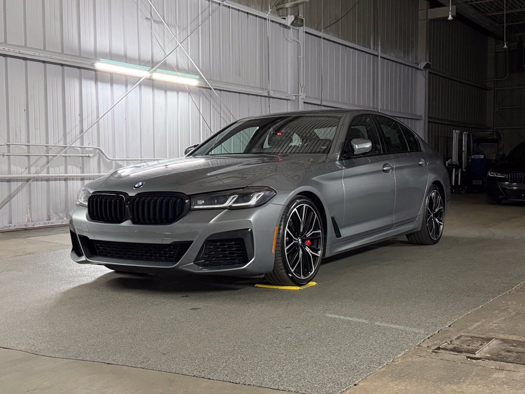 Used 2023 BMW M550i xDrive w/ Executive Package AWD/4WD image 1