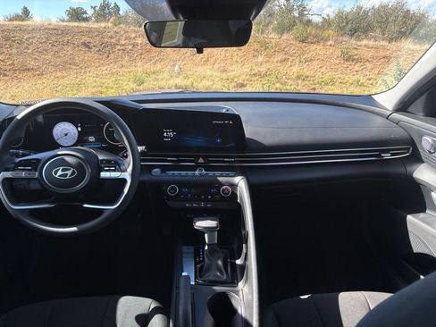 Certified 2024 Hyundai Elantra SEL FWD image 20