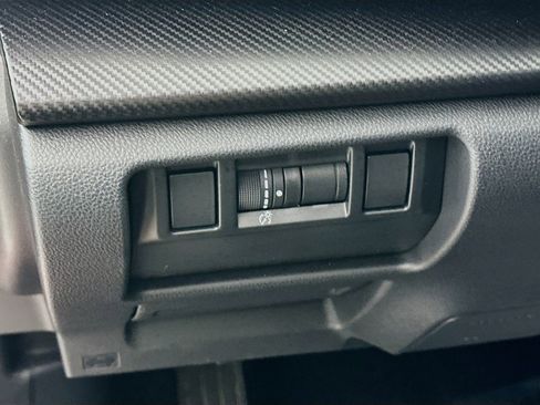 Certified 2025 Subaru Crosstrek 2.0i Premium AWD/4WD image 15