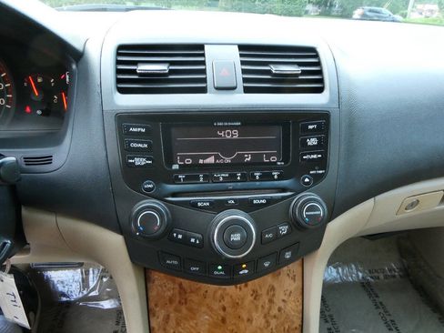 Used 2003 Honda Accord EX image 14