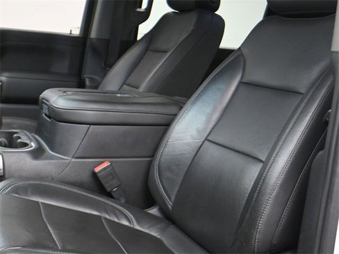 Used 2020 Chevrolet Silverado 2500 LTZ w/ LTZ Plus Package image 10