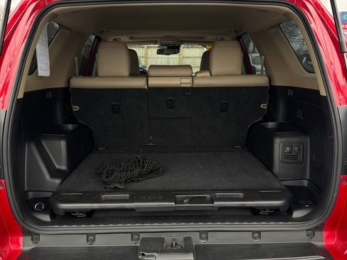 Used 2020 Toyota 4Runner Limited image 33