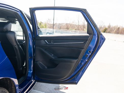 Used 2018 Honda Accord Sport image 44