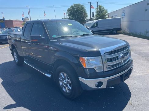 Used 2014 Ford F150 XLT w/ Equipment Group 302A Luxury AWD/4WD image 3