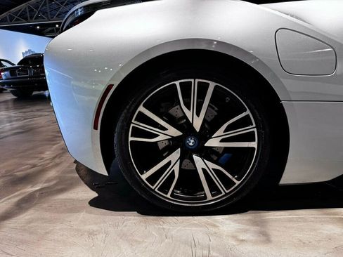 Used 2014 BMW i8 AWD/4WD image 22