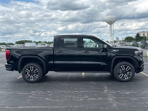 New 2026 GMC Sierra 1500 AT4 w/ AT4 Premium Package AWD/4WD image 5