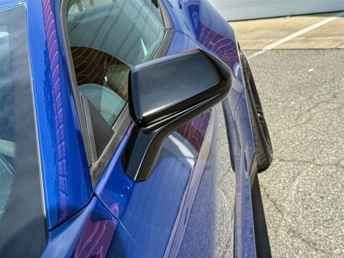 Used 2022 Chevrolet Camaro ZL1 RWD image 15