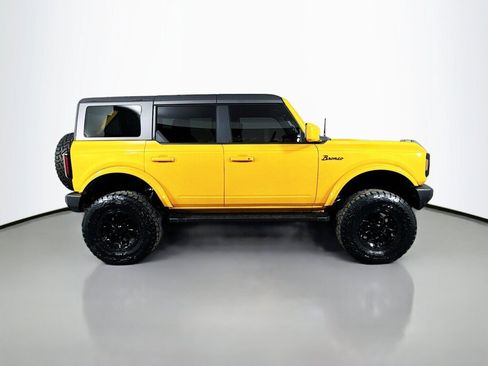 Used 2021 Ford Bronco Outer Banks AWD/4WD image 6