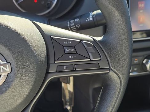 New 2025 Nissan Versa S w/ Trunk Package FWD image 31