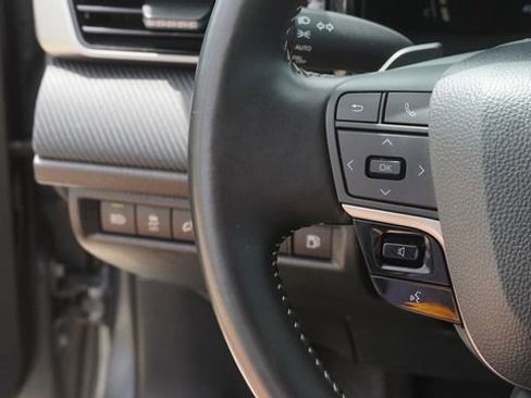 Used 2025 Toyota Camry SE image 29