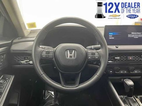 Used 2024 Honda Accord EX-L image 11
