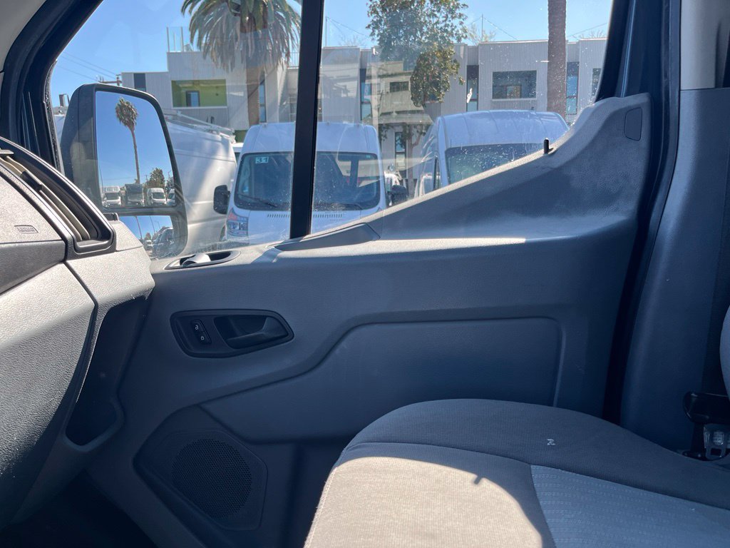 Used 2019 Ford Transit 250 148 High Roof Extended RWD image 13