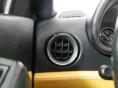 Used 2001 Ferrari 550 Maranello Coupe image 21