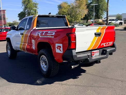 New 2025 Toyota Tacoma SR image 4
